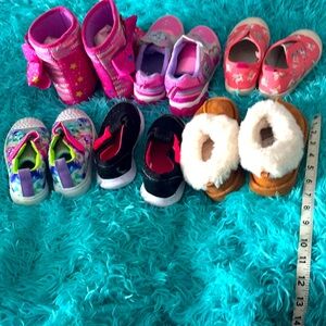 TODDLER SNEAKERS EUC❤️